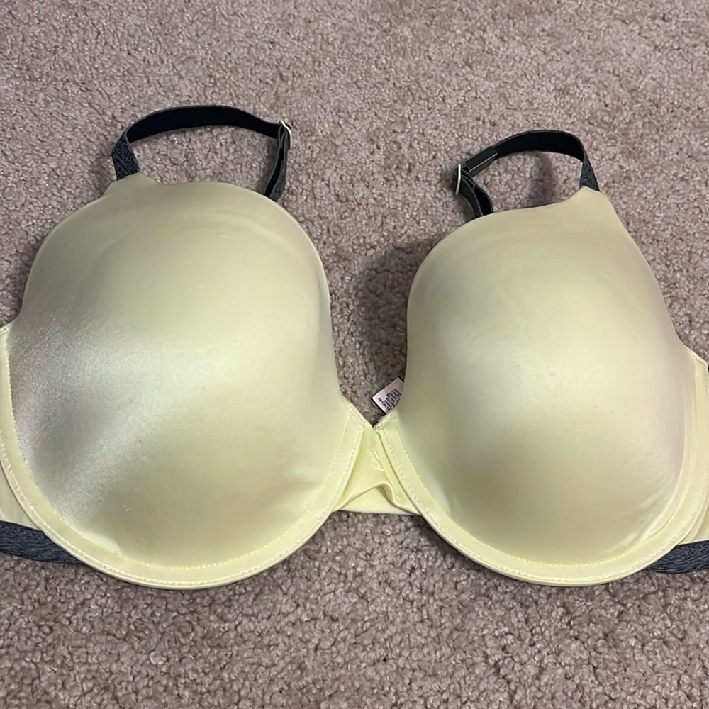 New with tags Victoria’s Secret uplift semi Demi 34DD bra yellow
